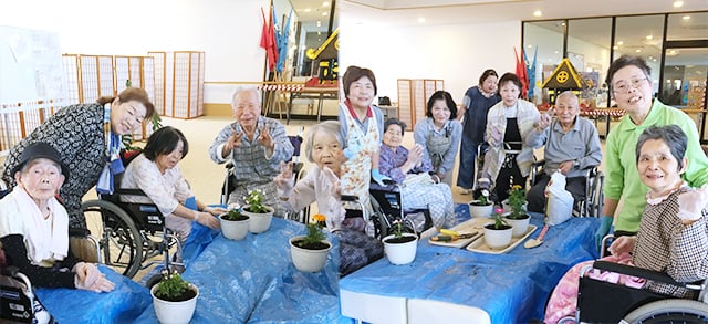 花の苗植えの様子-1